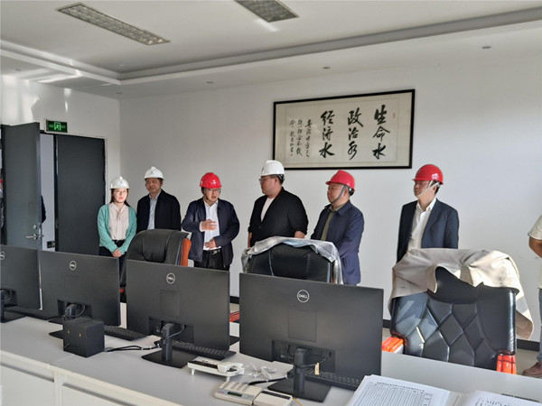 ��Ͷ���F(tu��n)�I(l��ng)��(d��o)����˾�_չ��һ��(ji��)ǰ��ȫ�z�� ���ΰ�ȫ���a(ch��n)����_����.jpg