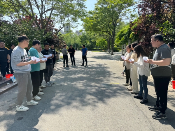 ������˾�_չ&ldquo;�c��һ ӭ����&rdquo;��Ȥζ�\�ӕ���� (2).jpg