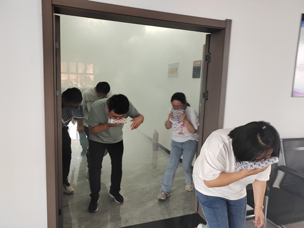 �r�l(f��)���F�M���_չ������ɢ�����ݾ� (1)_����.jpg