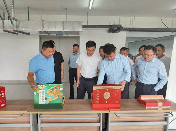 �R���(zh��n)�h������F(tu��n)��(l��i)���]�����F(tu��n)�{(di��o)�п��� (2)_����.jpg