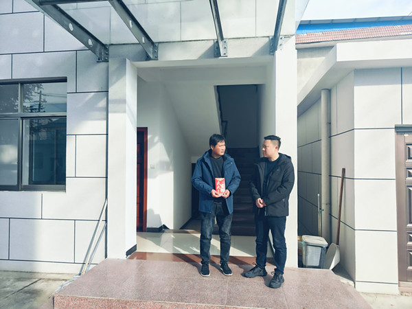 ��?qu��n)]��˾�h֧���_չ&ldquo;ӭ�´��͜�ů&rdquo;ϵ�л��(d��ng) (4)_����.jpg