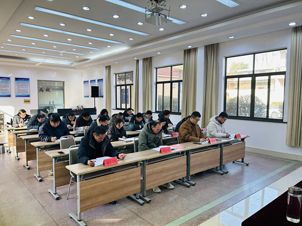 ������˾���_(k��i)2025��ȹ�����(hu��)�h (3)_����.jpg