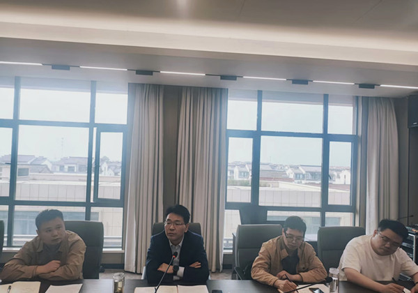 �۵�܊�����L(zh��ng)�{(di��o)�и��]�����F(tu��n)���� (2)_����.jpg